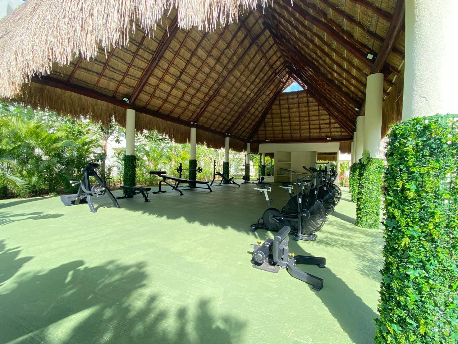 Love Vacations Tulum Extérieur photo